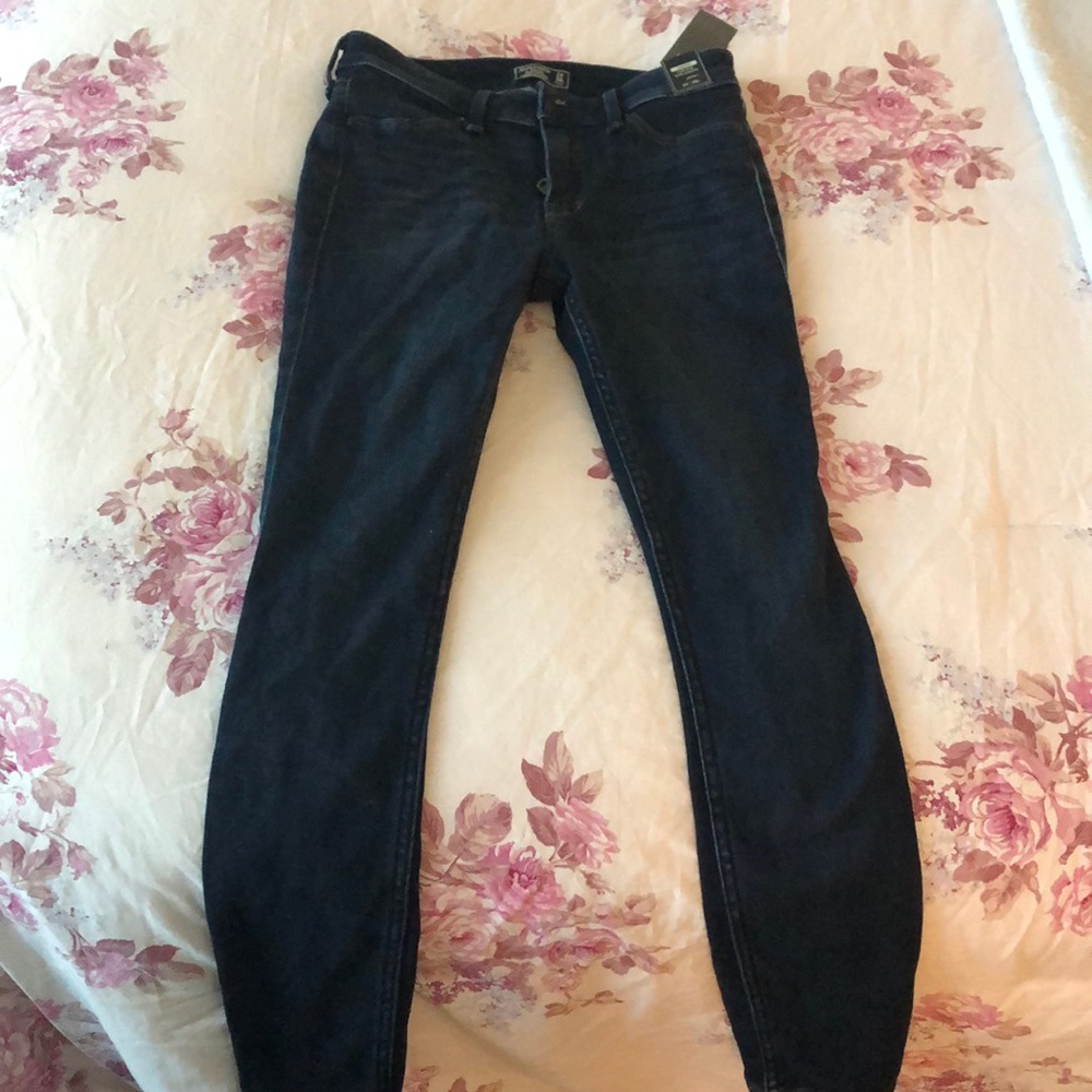 A&F JEAN LEGGINGS NEW WITH TAGS SIZE 00short